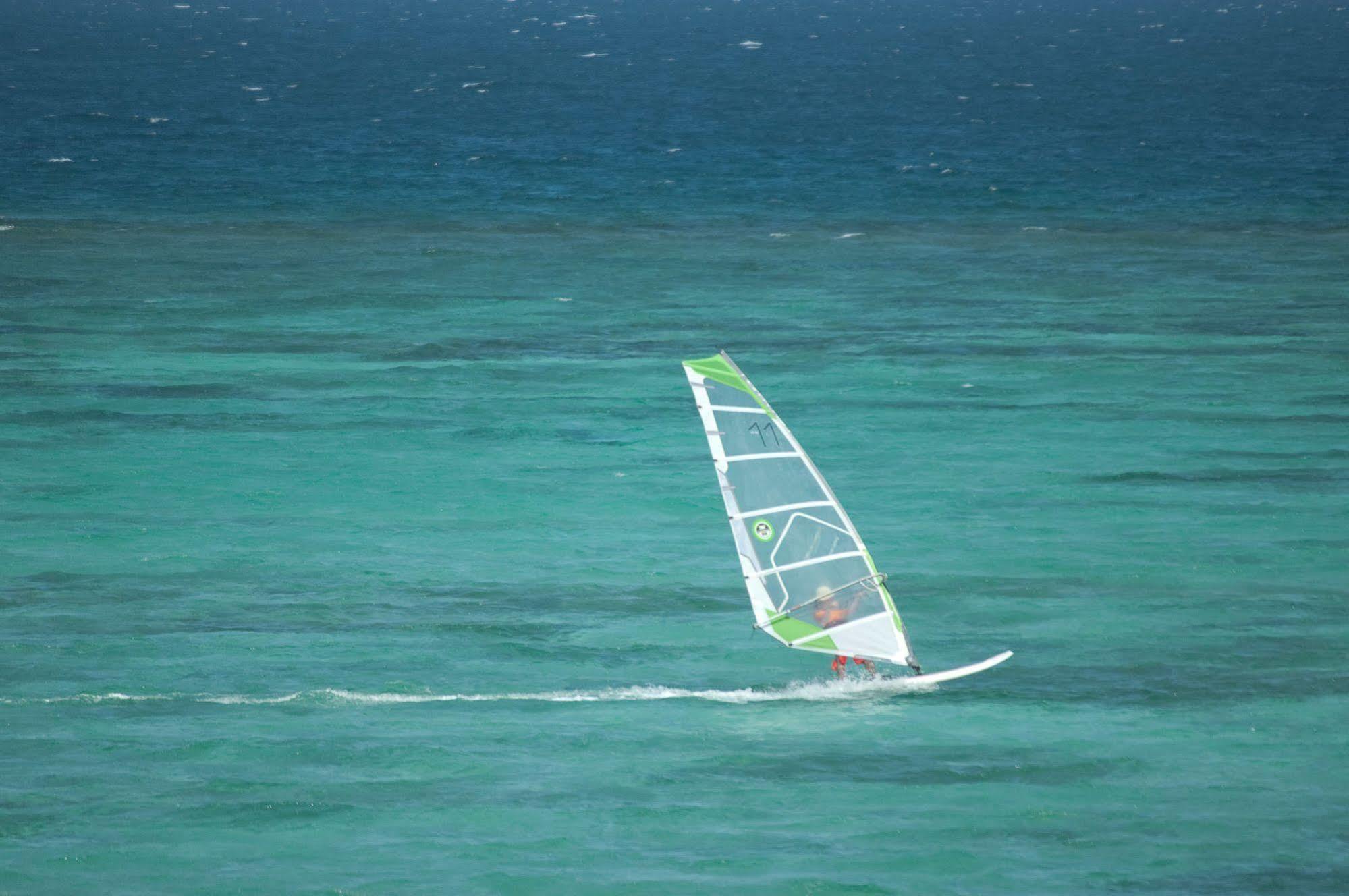 Levantin Boracay Resort 2*